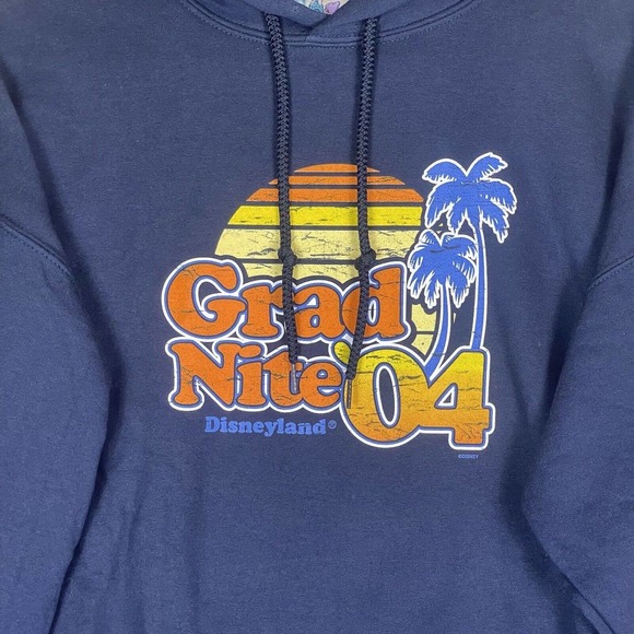 Disneyland Resort Hoodie Adult Large Blue Grad Night 04 Classic Magic Mens - Picture 3 of 11